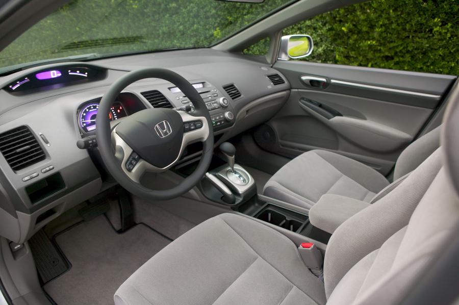  Honda Civic Hybrid 2007 года  (US) (фото 7 из 26)